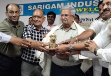 दक्षिण गुजरात विज कंपनी लिमिटेड द्वारा अंडर ग्राउंड केबल का काम पूर्ण होने पर केबिनेट मंत्री कनूभाई देसाई द्वारा किया गया उद्घाटन….